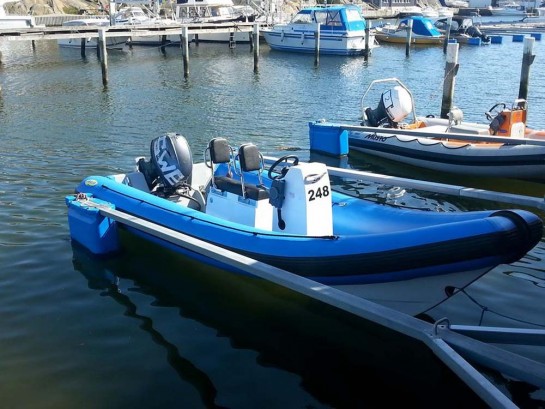 Rent / charter Rib